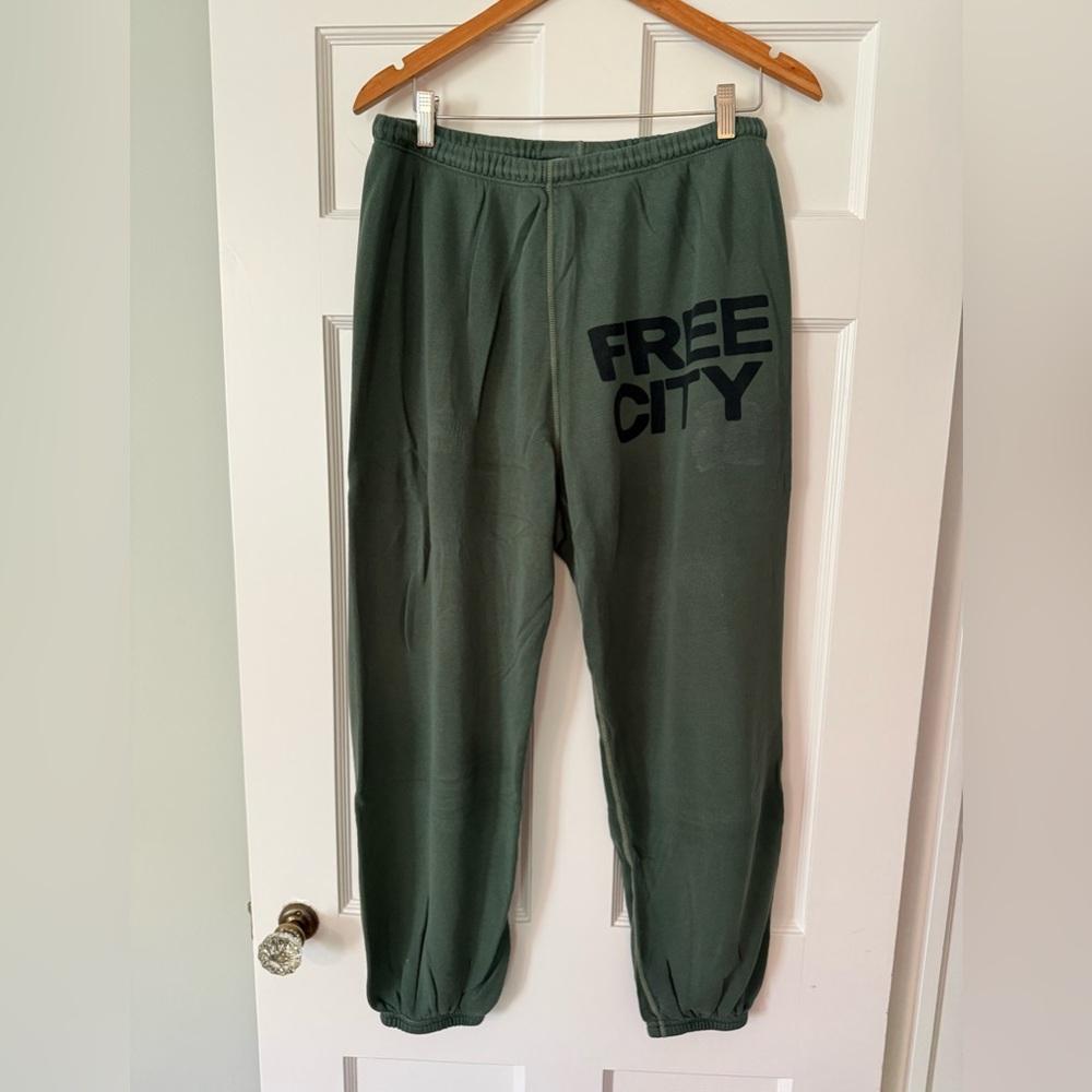 freecity moss Green sweatpants XXL